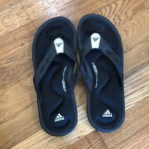 NWOT Adidas fit foam sandals